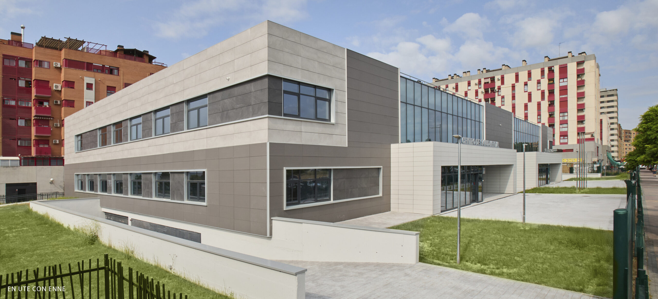 CENTRO DE SALUD Y CENTRO DE SALUD MENTAL RESIDENCIAL ESTE PARLA